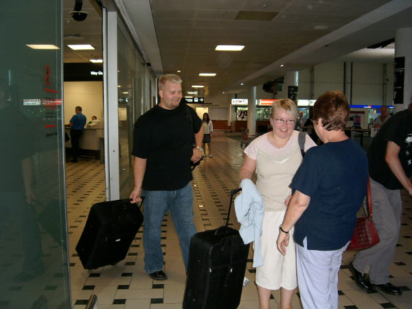 Per and Anni arrive in Brisbane
