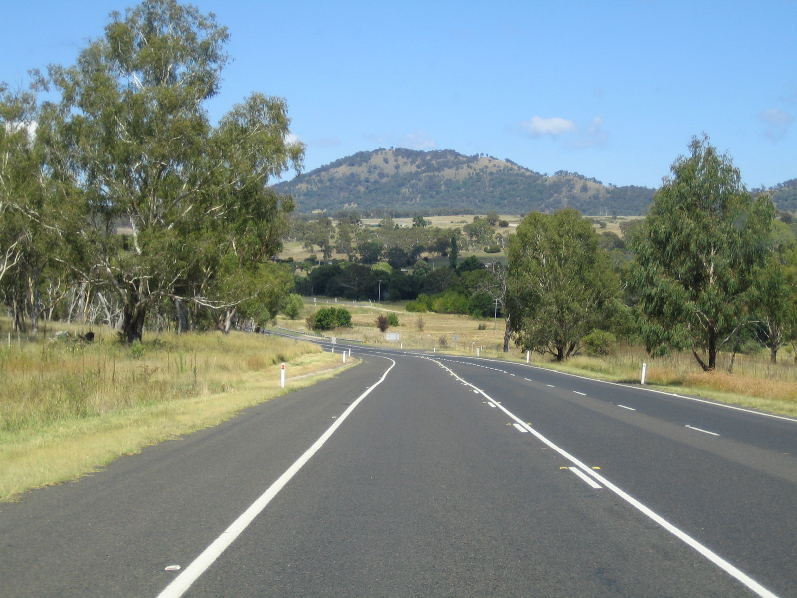 Night Day One: Armidale - Day Two Driving photos.