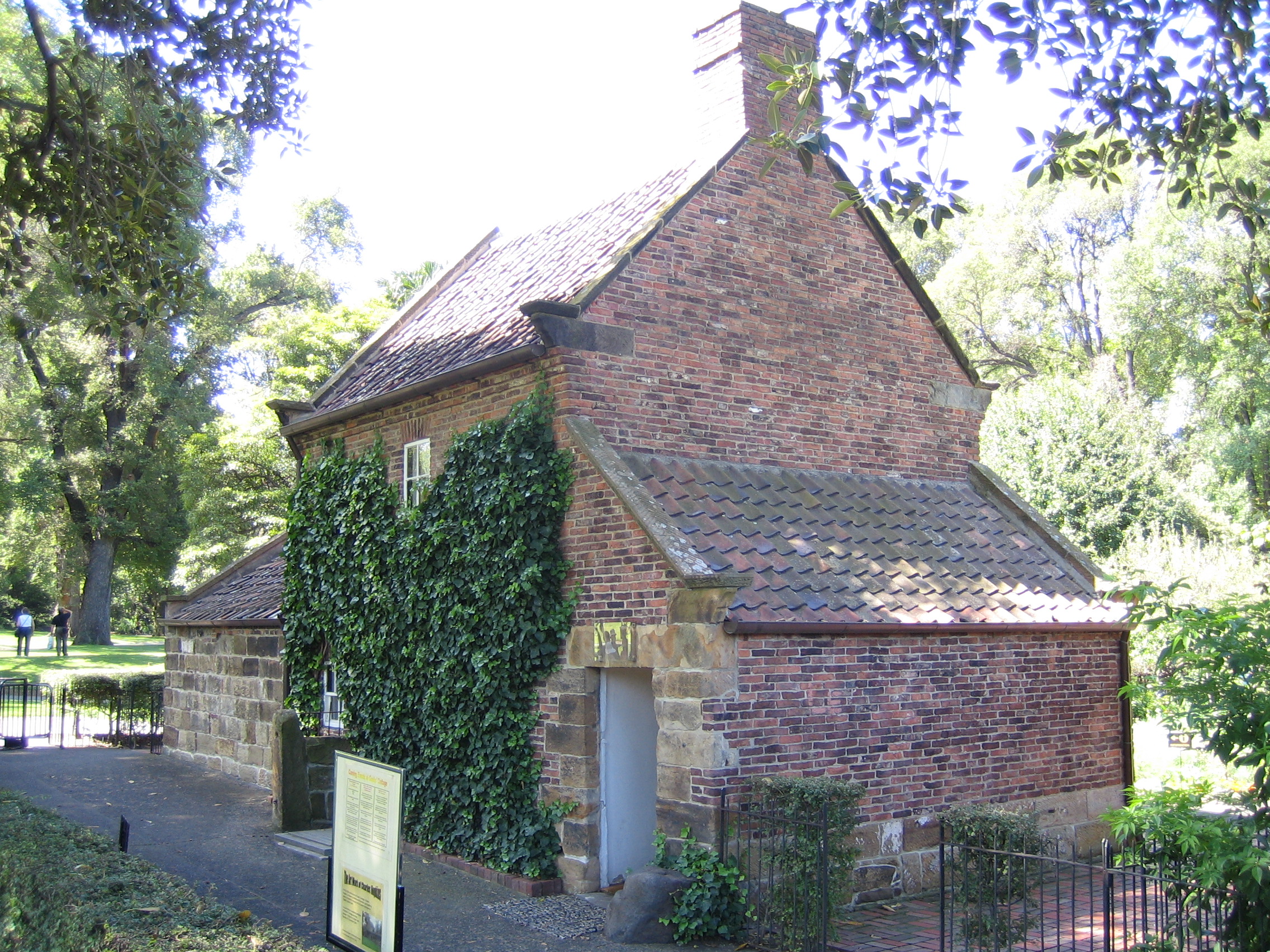 Melbourne: Captain Cooks House