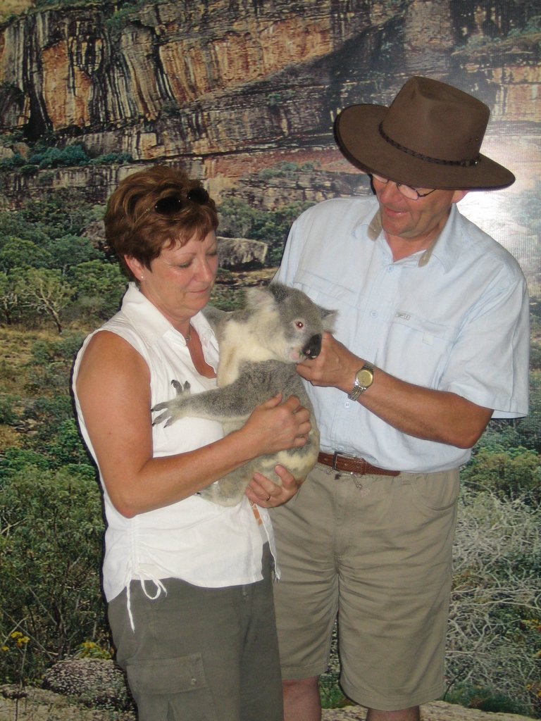 Australia Zoo: Per and Joan photo shoot