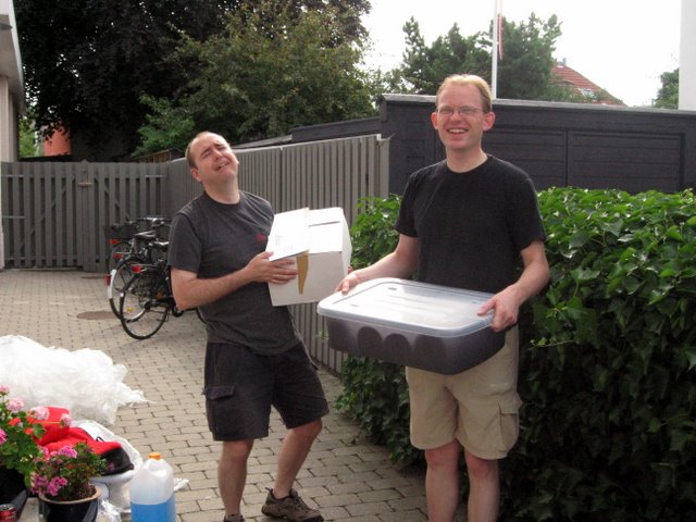 Good friends helping us move in