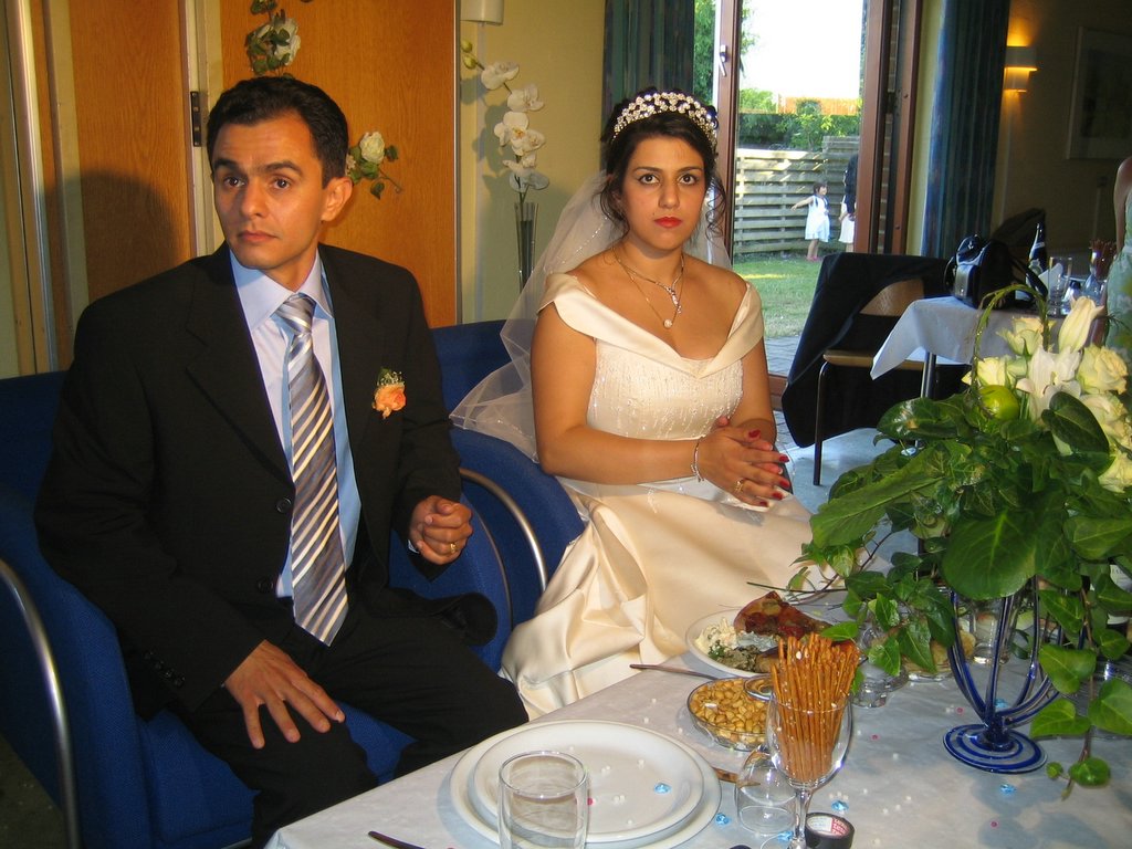Babak and Sahnaz's wedding part 3: Time to eat.