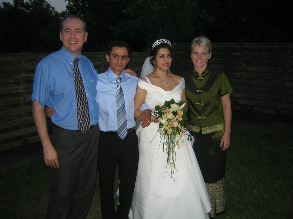 Babak & Sahnaz, part 5: Photos and cutting the cake