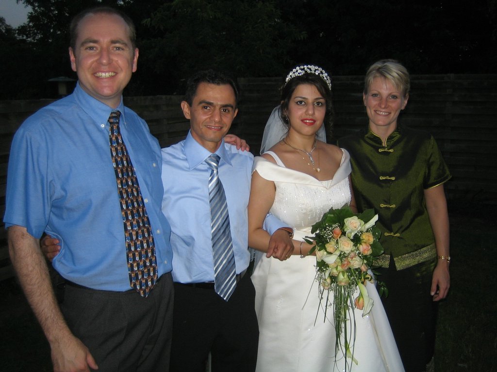 Babak & Sahnaz, part 5: Photos and cutting the cake