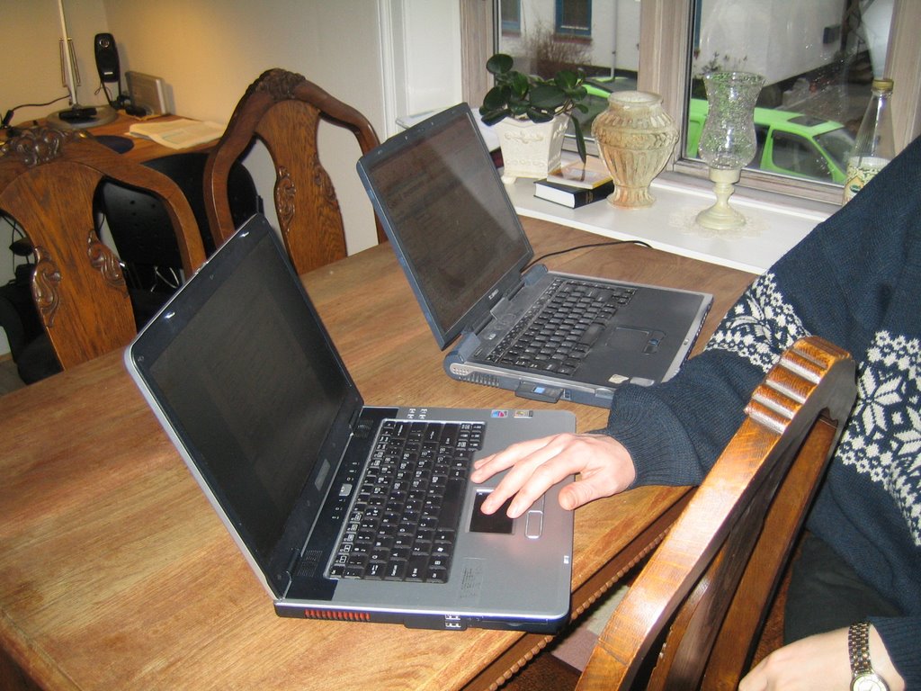 Raymond and Tanya and their computers