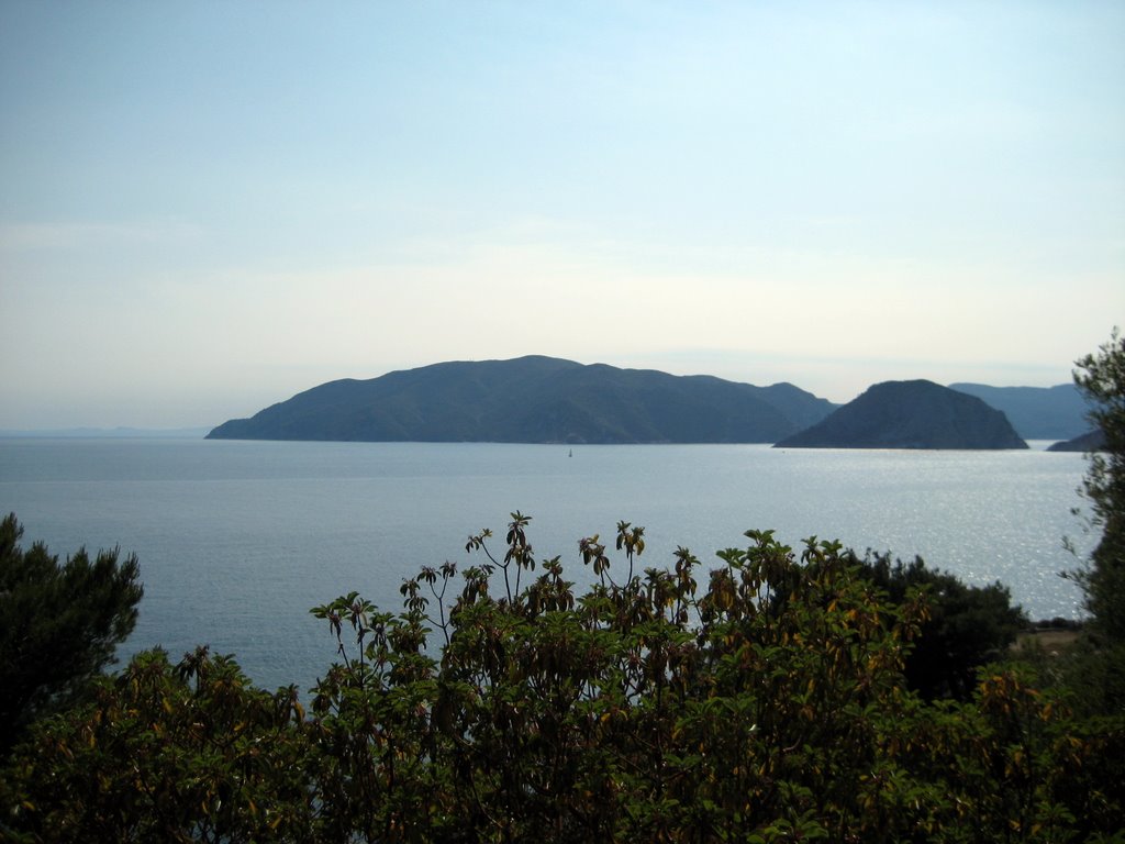 A 6 hours hike, with a couple of breaks