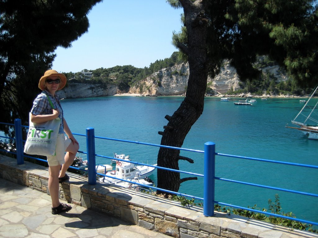A day trip to Chrysi Milia