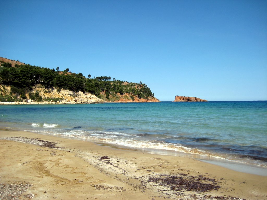 A day trip to Chrysi Milia