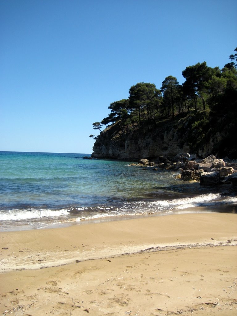 A day trip to Chrysi Milia