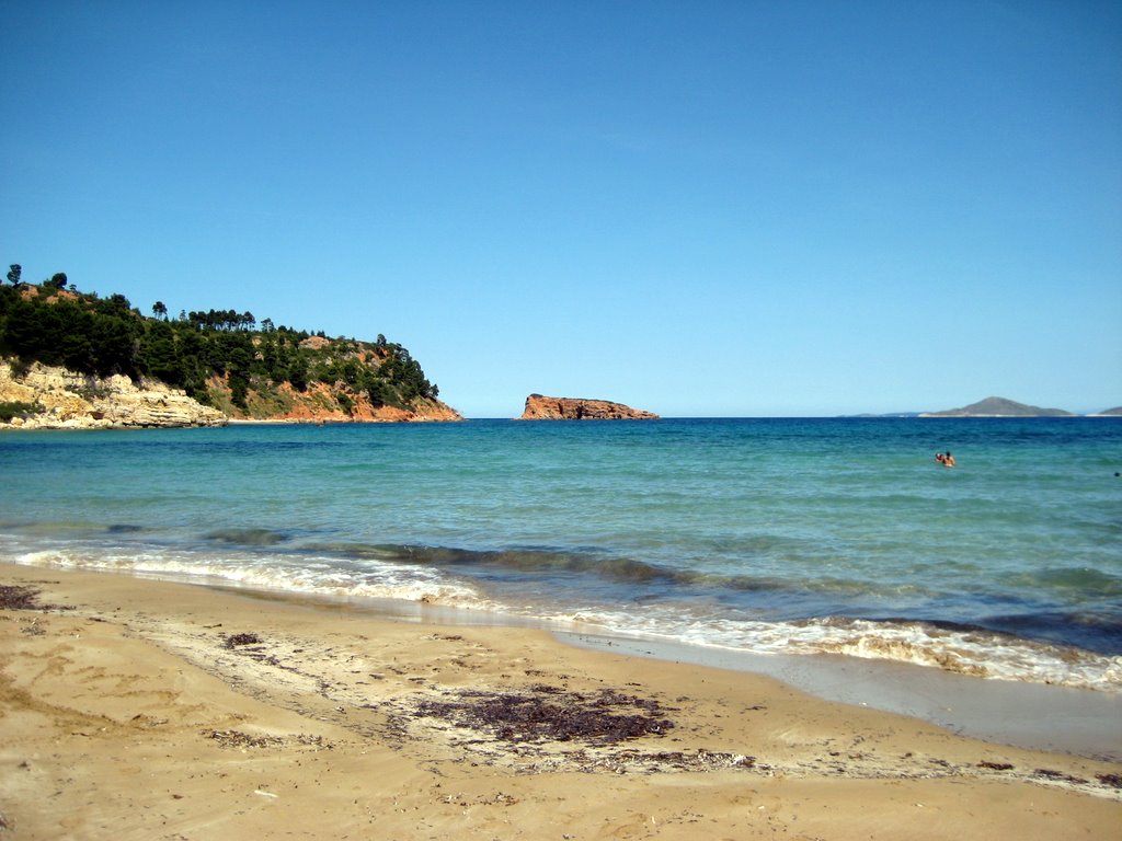 A day trip to Chrysi Milia