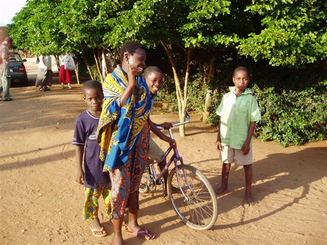 Hans Henning and Winnie: Got to go to TOGO