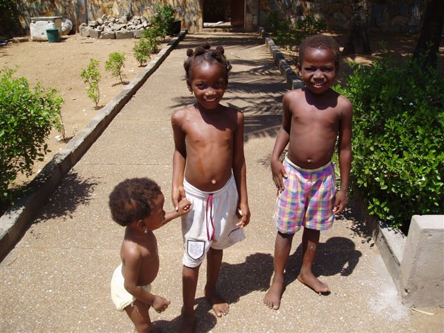 Hans Henning and Winnie: Got to go to TOGO