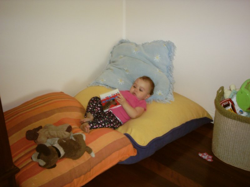 35 wonderful photos of Sanna, Chris, Chrystal and their new home :-D